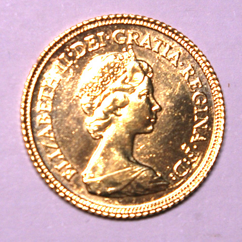 Half sovereign gold - half,